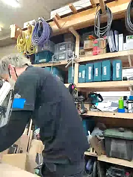 da--------i online show from March 23, 2025, 4:49 am