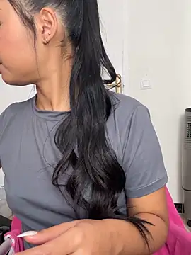 Snapshot of _Luana chatting on February 7, 2025, 9:05 am Luana online show from February 7, 2025, 9:05 am