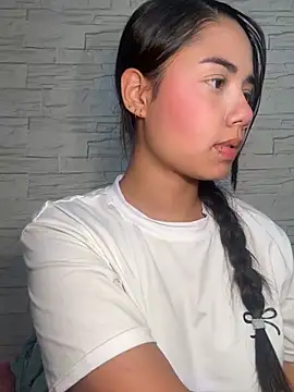 Snapshot of _Luana chatting on July 29, 2026, 1:04 am Luana online show from July 29, 2026, 1:04 am
