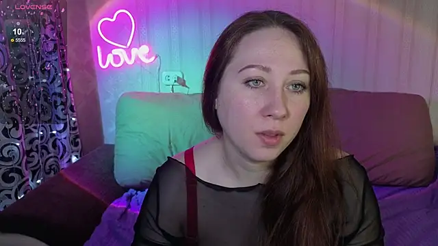 KellyCrystall online show from March 28, 2026, 2:22 am