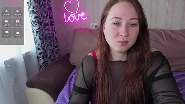 KellyCrystall online show from May 1, 2026, 7:57 am