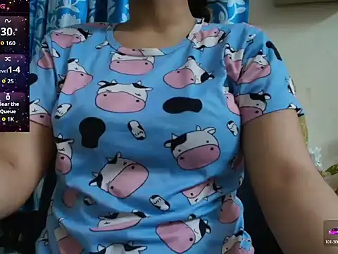 Reika 01 online show from June 18, 2026, 2:01 am