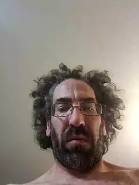 StrokeKing42 online show from April 28, 2026, 4:06 am