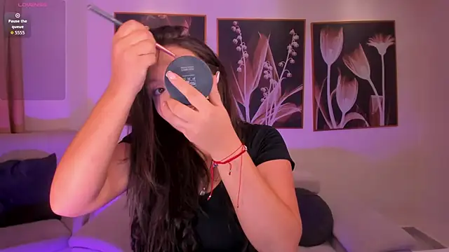 Snapshot of ValeriaRoldanX chatting on January 9, 2026, 10:29 am ValeriaRoldanX online show from January 9, 2026, 10:29 am