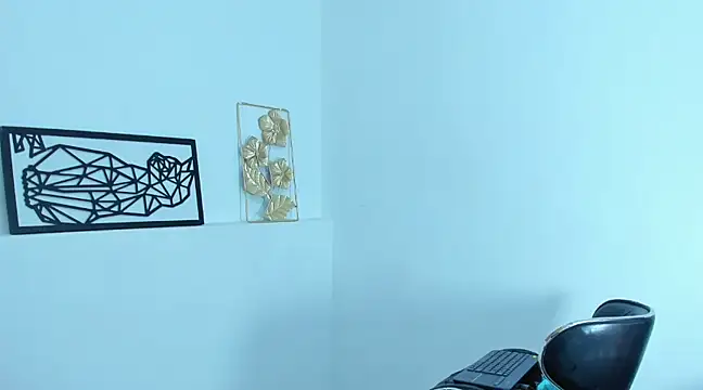 FRAN DESS online show from March 20, 2025, 2:19 am