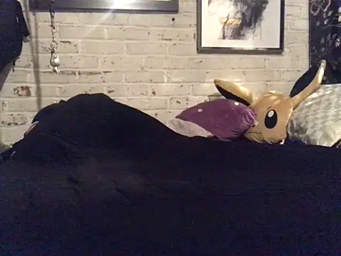 Snapshot of Gman143187 chatting on December 10, 2024, 5:28 am Gman143187 online show from December 10, 2024, 5:28 am