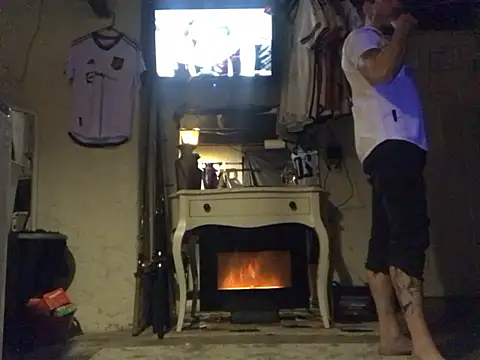 Snapshot of Gman143187 chatting on December 12, 2024, 6:47 am Gman143187 online show from December 12, 2024, 6:47 am