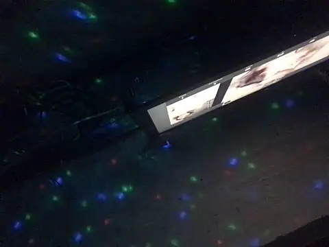 Snapshot of Gman143187 chatting on December 27, 2024, 4:15 am Gman143187 online show from December 27, 2024, 4:15 am