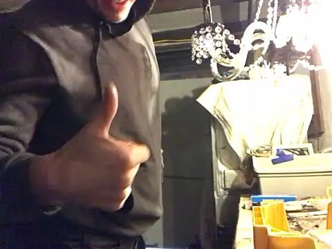 Snapshot of Gman143187 chatting on January 2, 2025, 9:28 pm Gman143187 online show from January 2, 2025, 9:28 pm