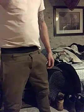 Snapshot of Gman143187 chatting on February 1, 2025, 1:55 am Gman143187 online show from February 1, 2025, 1:55 am