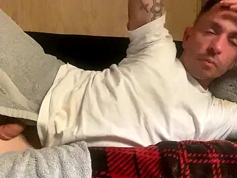 Snapshot of Gman143187 chatting on September 11, 2025, 9:42 am Gman143187 online show from September 11, 2025, 9:42 am