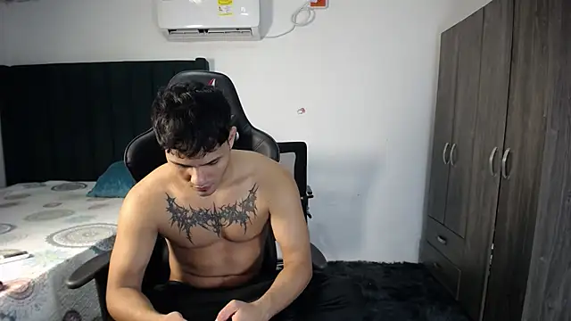 man dur07 online show from January 23, 2025, 8:13 pm