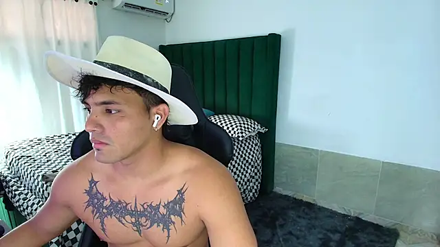 man dur07 online show from February 7, 2026, 9:07 pm