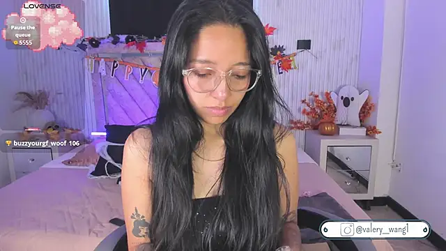 Valery wang online show from October 27, 2025, 12:09 pm