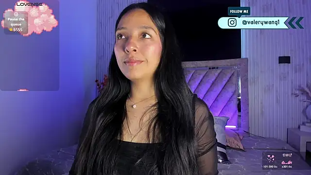 Valery wang online show from December 1, 2025, 11:48 am