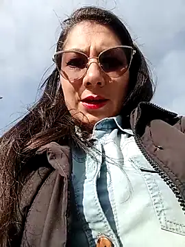 Snapshot of VALERY-03_ chatting on May 12, 2026, 12:02 pm VALERY-03 online show from May 12, 2026, 12:02 pm