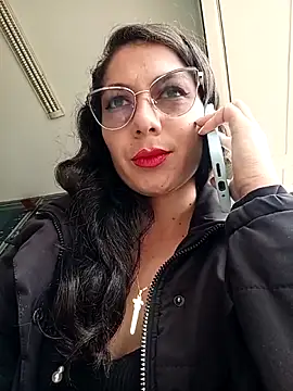 Snapshot of VALERY-03_ chatting on May 13, 2026, 5:10 pm VALERY-03 online show from May 13, 2026, 5:10 pm