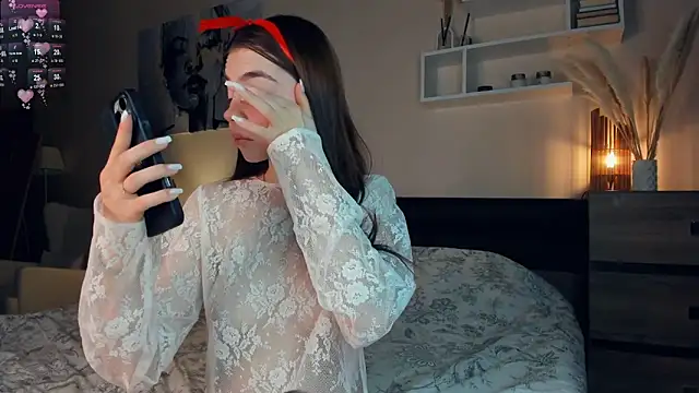 MaryJacksoon online show from February 10, 2025, 7:26 am