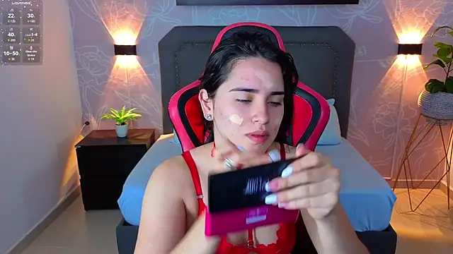 angelica dymond online show from September 11, 2025, 12:05 pm