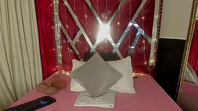 MicaelaHot  online show from March 10, 2026, 3:44 am