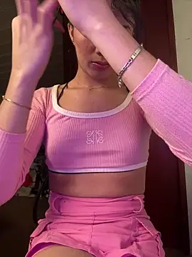 giuliana andrade online show from December 5, 2024, 7:49 pm