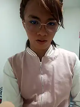 giuliana andrade online show from February 18, 2025, 12:49 pm