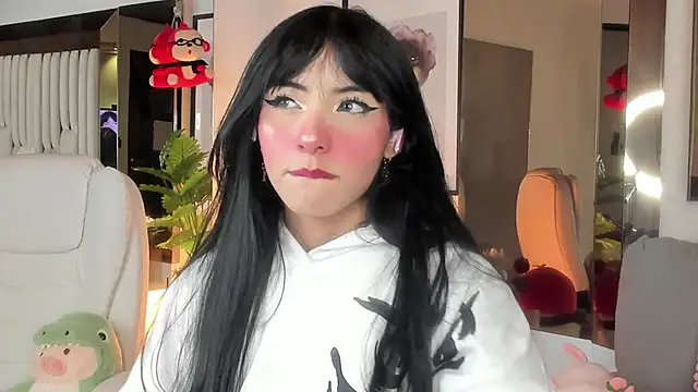 Kitty Eliffe online show from September 23, 2025, 9:29 pm