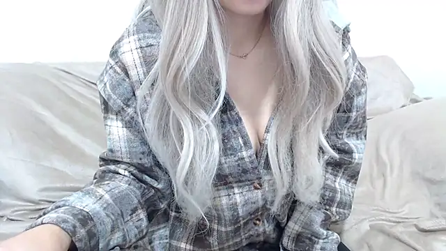  kitty Rose  online show from December 22, 2025, 4:42 am