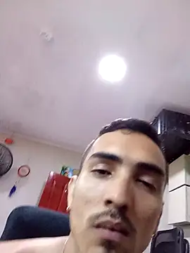 jeremy scott online show from March 10, 2026, 8:47 pm