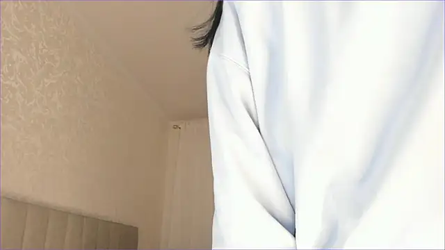 cherry misaki online show from December 18, 2024, 6:25 pm