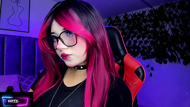 Kitty Gang online show from February 11, 2026, 2:05 am