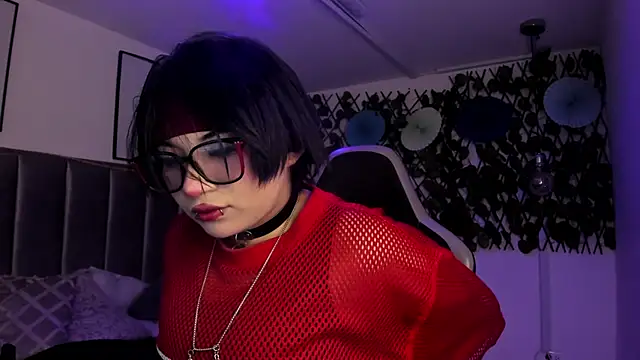 Kitty Gang online show from April 24, 2026, 1:19 am