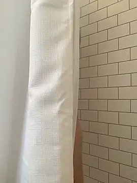 MaeDaybaby online show from January 17, 2025, 4:36 pm