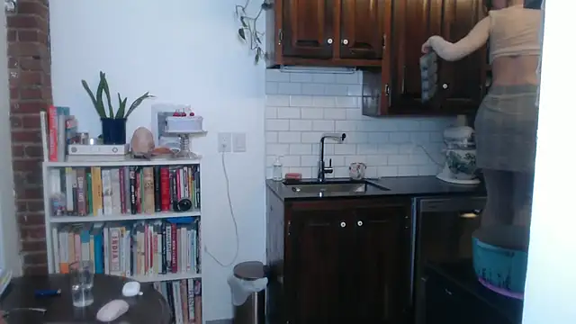 MaeDaybaby online show from February 18, 2025, 11:41 pm