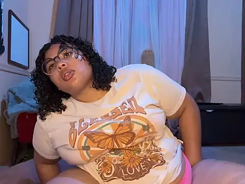 Snapshot of TheeGoddessAset chatting on February 10, 2025, 3:13 am TheeGoddessAset online show from February 10, 2025, 3:13 am