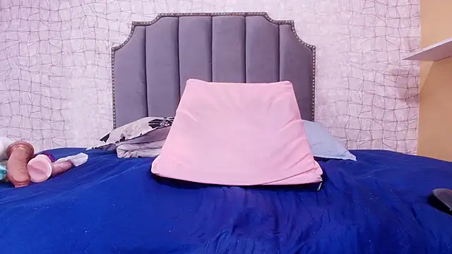 luce williams online show from March 15, 2025, 1:19 am