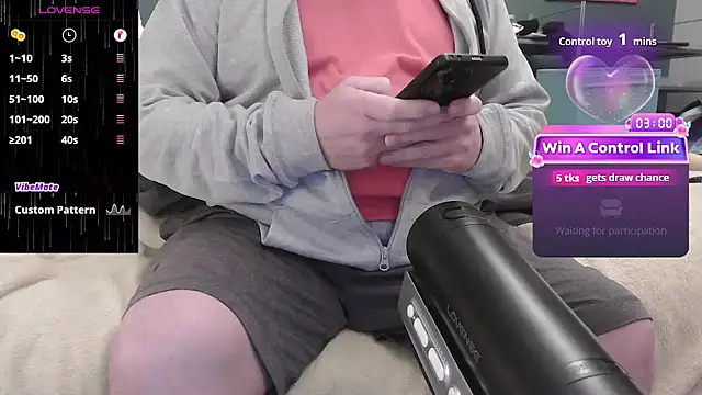 Snapshot of BondBroken chatting on January 8, 2026, 6:43 pm BondBroken online show from January 8, 2026, 6:43 pm