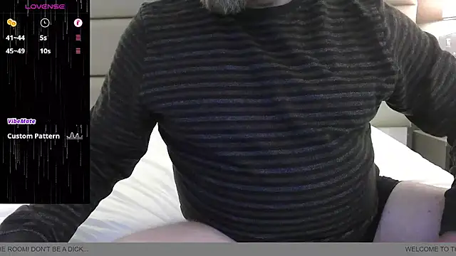 Snapshot of BondBroken chatting on March 22, 2026, 8:12 pm BondBroken online show from March 22, 2026, 8:12 pm