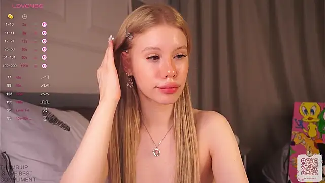 ZaraDudley online show from March 15, 2025, 10:00 pm