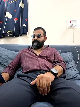 Fun Guuy online show from January 13, 2026, 5:02 am