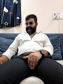 Fun Guuy online show from April 21, 2026, 3:35 am