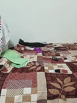 Snapshot of Saroj-Shah chatting on June 20, 2026, 6:27 am Saroj-Shah online show from June 20, 2026, 6:27 am