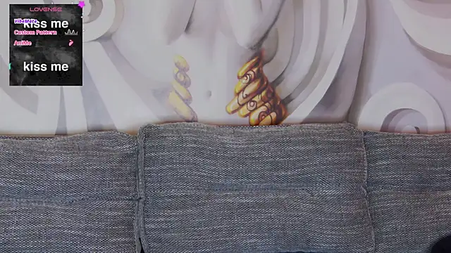 hailey peach online show from February 21, 2025, 12:16 am