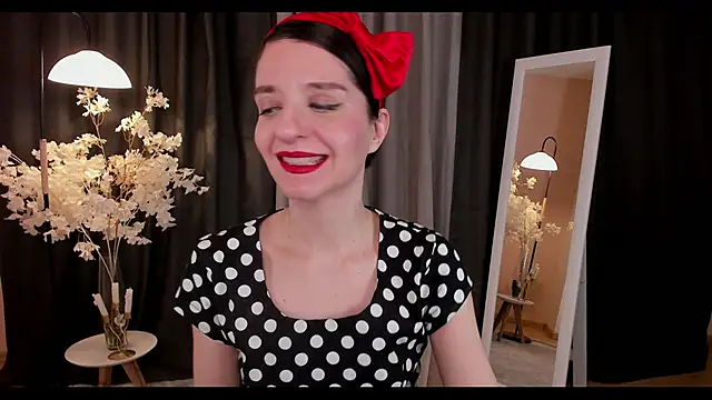 helentasty online show from February 9, 2025, 3:22 am