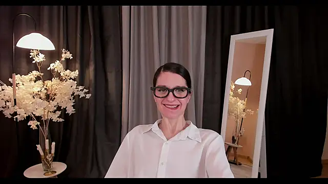 helentasty online show from February 9, 2025, 9:37 am