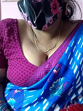 mallu-sumi online show from November 6, 2025, 5:52 am