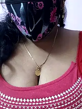 Snapshot of mallu-sumi chatting on April 25, 2026, 5:54 pm mallu-sumi online show from April 25, 2026, 5:54 pm