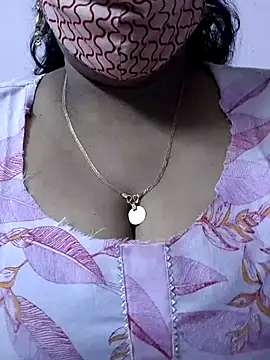 Snapshot of mallu-sumi chatting on May 25, 2026, 6:36 pm mallu-sumi online show from May 25, 2026, 6:36 pm