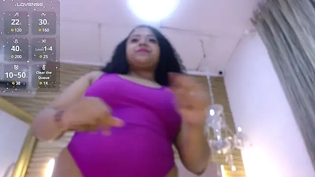 JadeSoleile online show from March 10, 2025, 7:07 pm