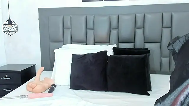 Krystal cambell1 online show from February 13, 2025, 4:11 am